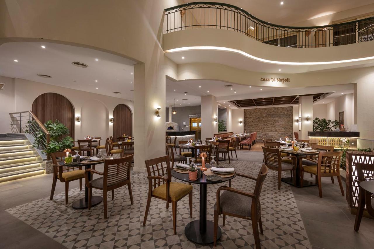 สไตเกนเบร์เกอร์ ไนล์ พาเลซ Hotel ลักซอร์ ภายนอก รูปภาพ The restaurant
