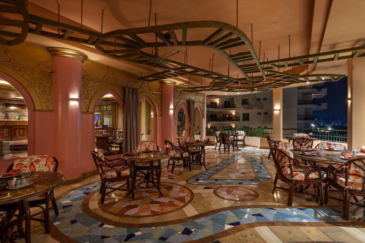 สไตเกนเบร์เกอร์ ไนล์ พาเลซ Hotel ลักซอร์ ภายนอก รูปภาพ The restaurant