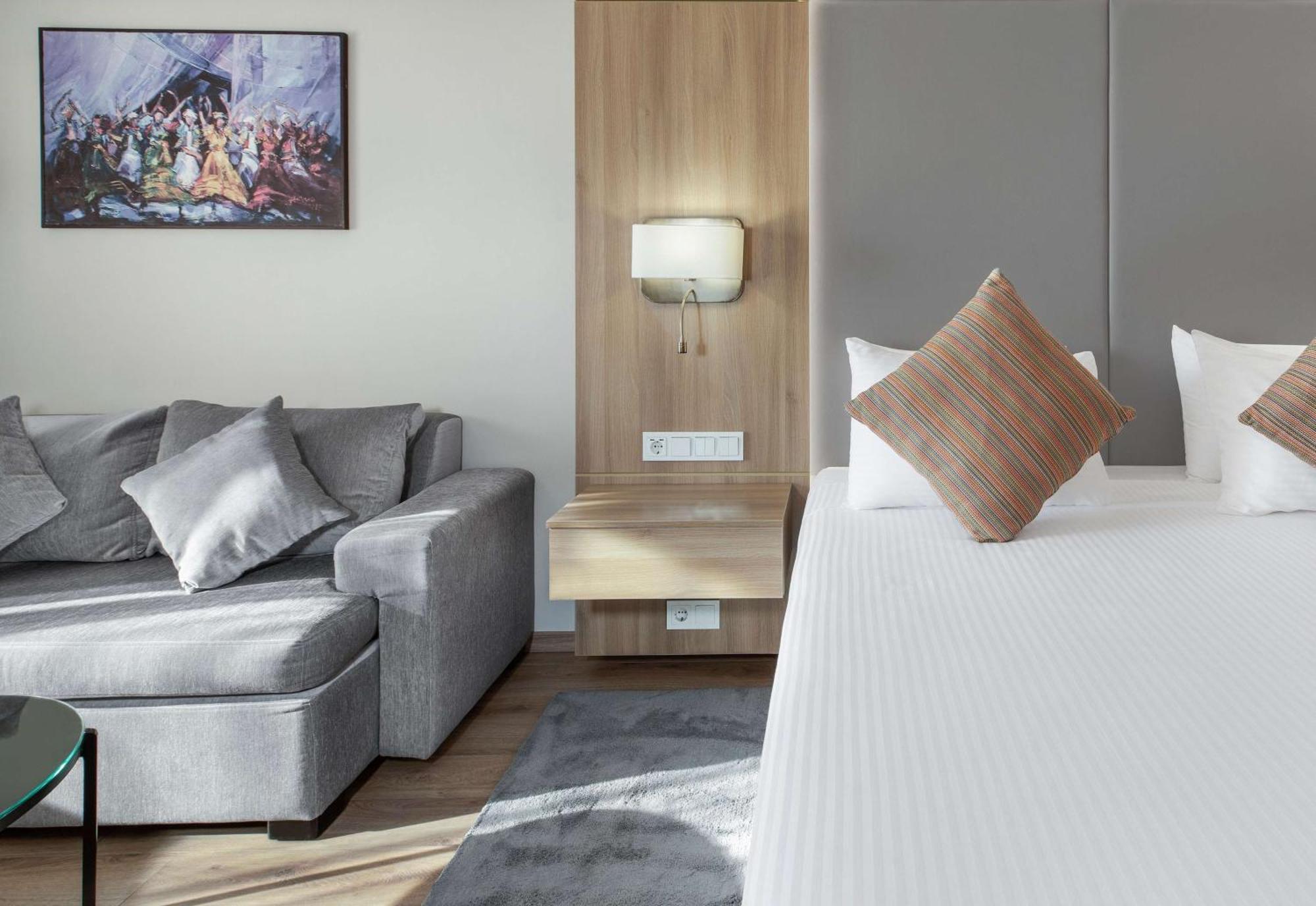 สไตเกนเบร์เกอร์ ไนล์ พาเลซ Hotel ลักซอร์ ภายนอก รูปภาพ A room at the hotel