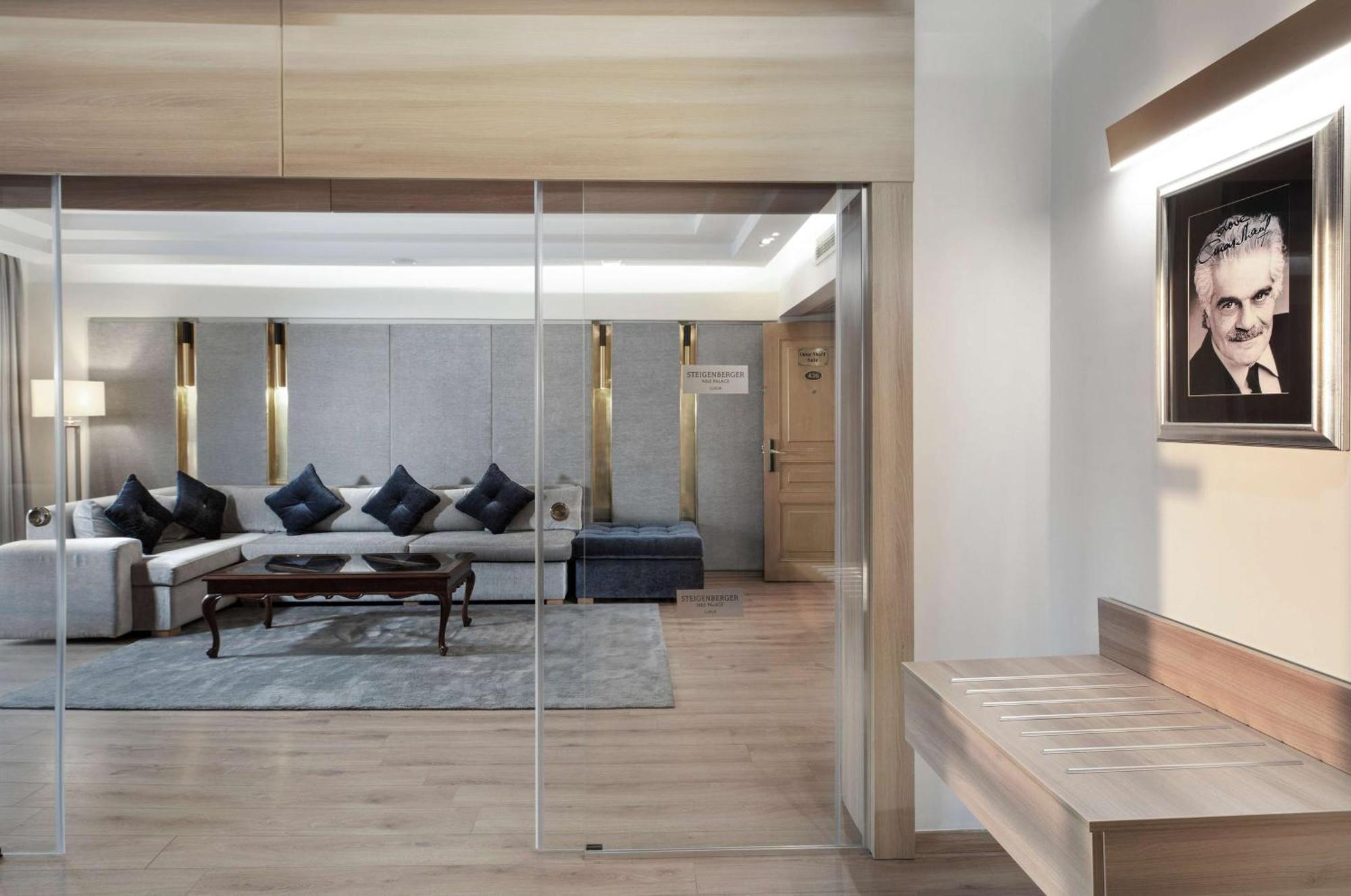 สไตเกนเบร์เกอร์ ไนล์ พาเลซ Hotel ลักซอร์ ภายนอก รูปภาพ The interior of the suite