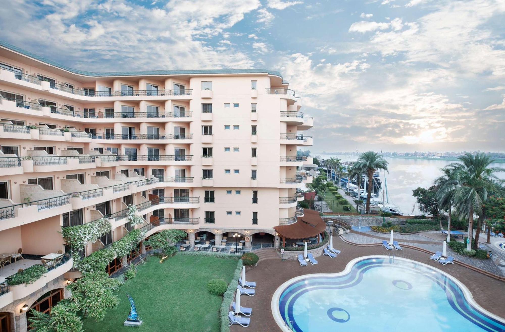 สไตเกนเบร์เกอร์ ไนล์ พาเลซ Hotel ลักซอร์ ภายนอก รูปภาพ The hotel